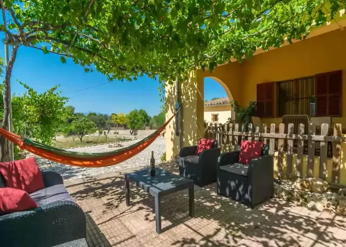 Remarkable Country House In Algaida